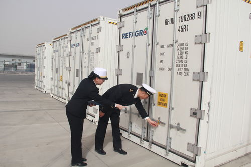 今年前兩個(gè)月山東省對(duì)外貿(mào)易實(shí)現(xiàn)穩(wěn)健開(kāi)局，進(jìn)出口總額達(dá)4475.5億元